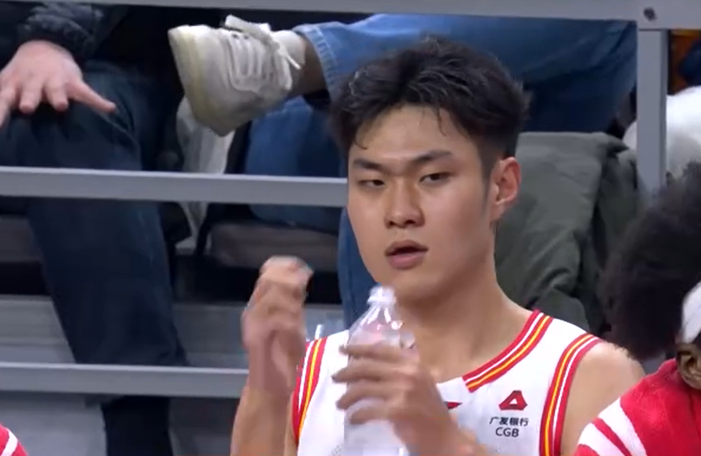 开云体育官网-深圳队锋线小将感恩杜锋：杜导水平CBA顶尖，教练会了我很多