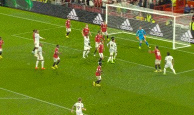 1661211296052010654.gif 曼联.gif